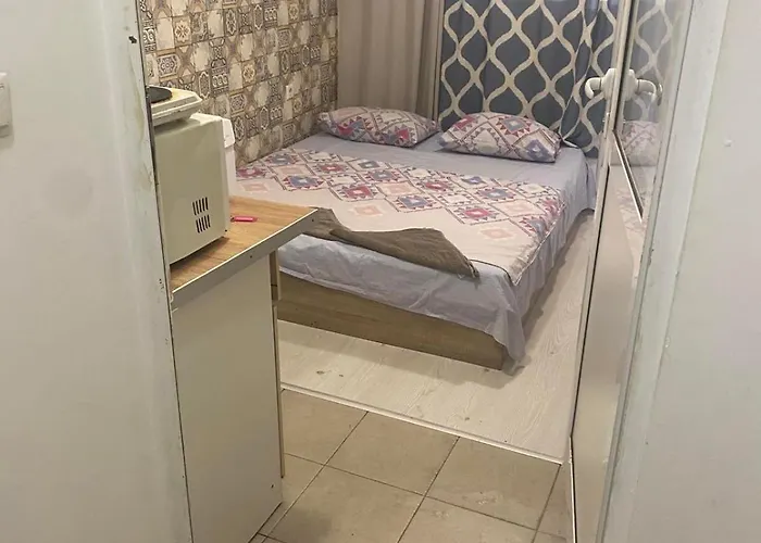 شقة радецки فارنا